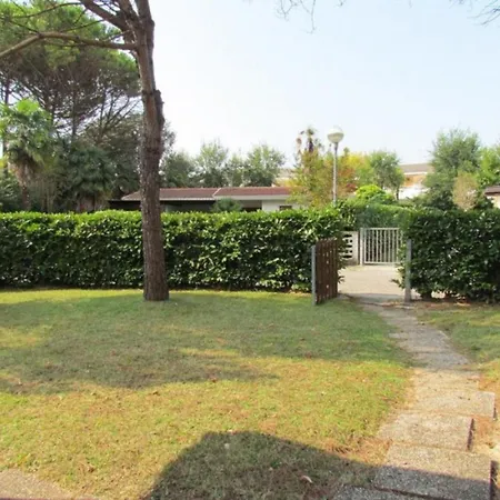 Cozy Up In Our Villa-beahost Villa Bibione